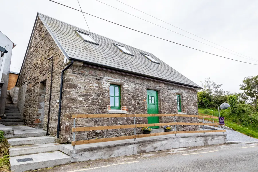 Slate Cottage — Cottage in Camp, Co. Kerry