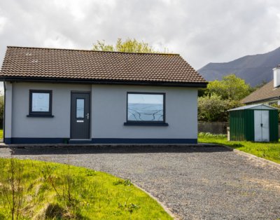 Corca Dhuibhne Cottage