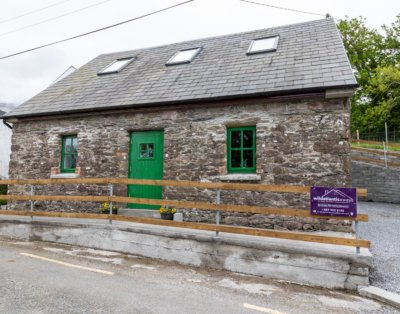Slate Cottage, Camp